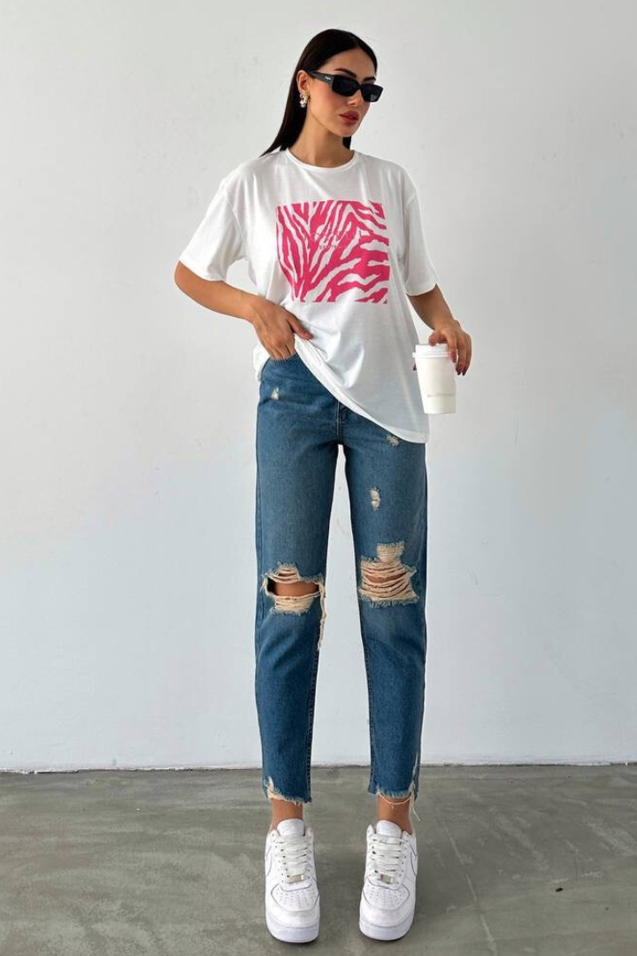 Graphic Print T-Shirt - Image 2